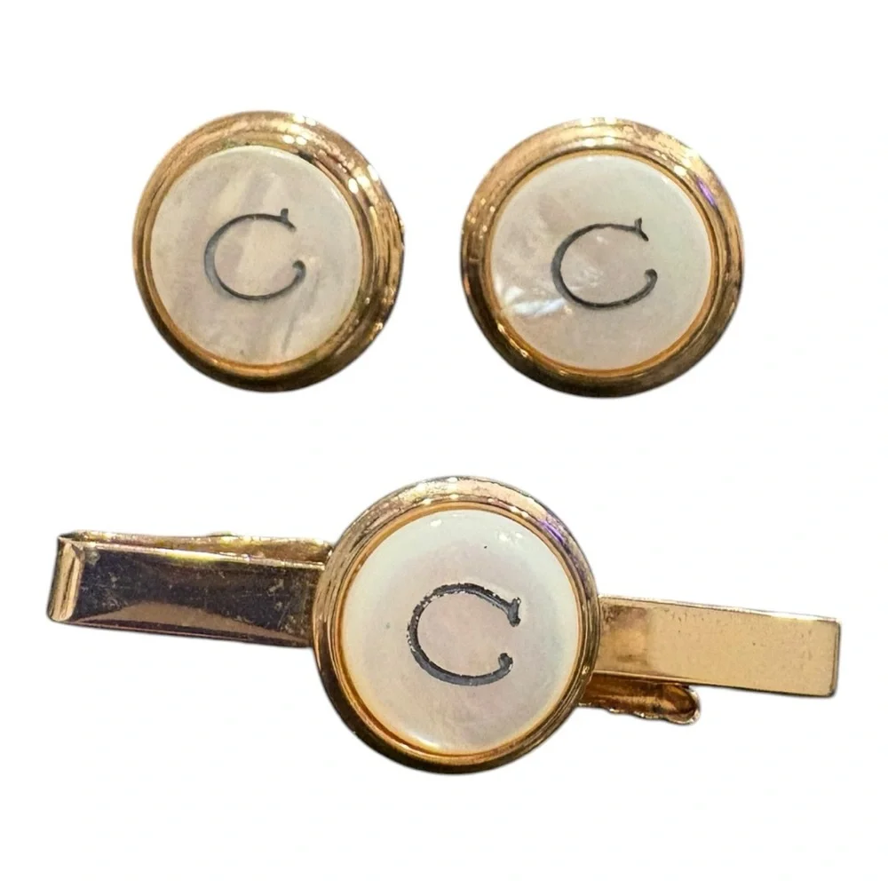 Vintage Mother of Pearl Initial C Tie Bar Cufflinks Set J23